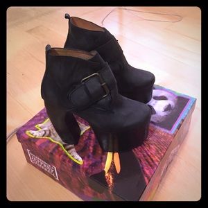 Jeffrey Campbell x Solestruck Veto Boots