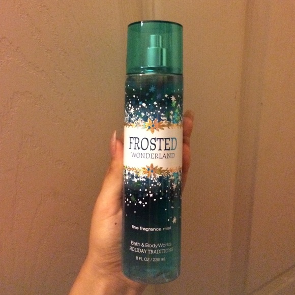 Bath and Body Frosted Wonderland body mist