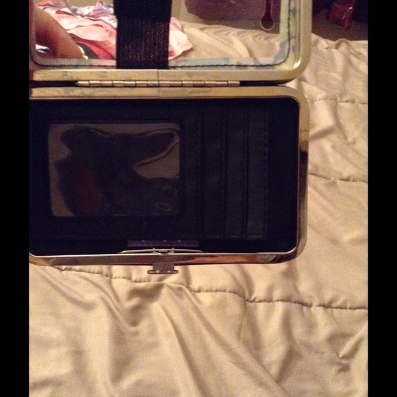 Wallet/phone case🌸 - Picture 3 of 4