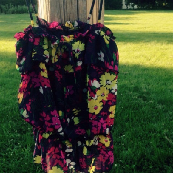 Floral smocked tank