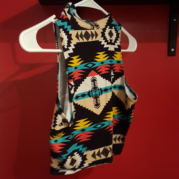 Pattern crop top - Picture 2 of 3