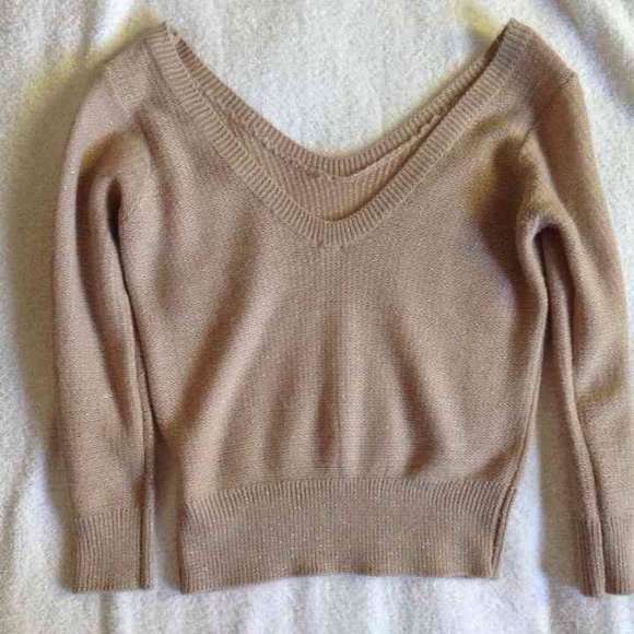 Brown/pinkish sweater