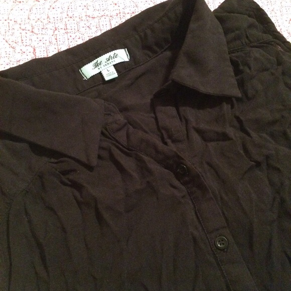 Button up - Picture 2 of 2