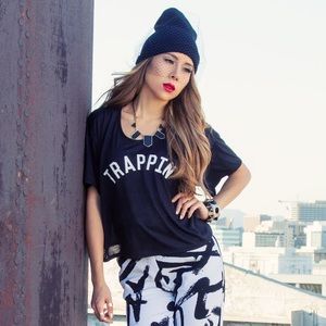 TRAPPIN' Crop Tee by PROSPEX
