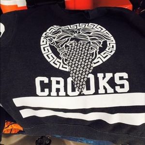 Crooks & castles crew neck