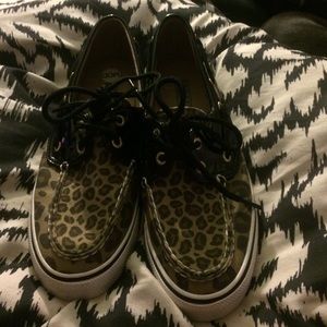 Leopard Sperry's