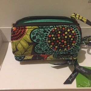 VERA BRADLEY - All in One Crossbody