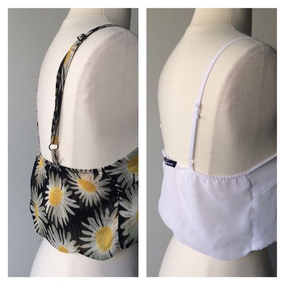 Brandy Melville white Crop top - Picture 3 of 4