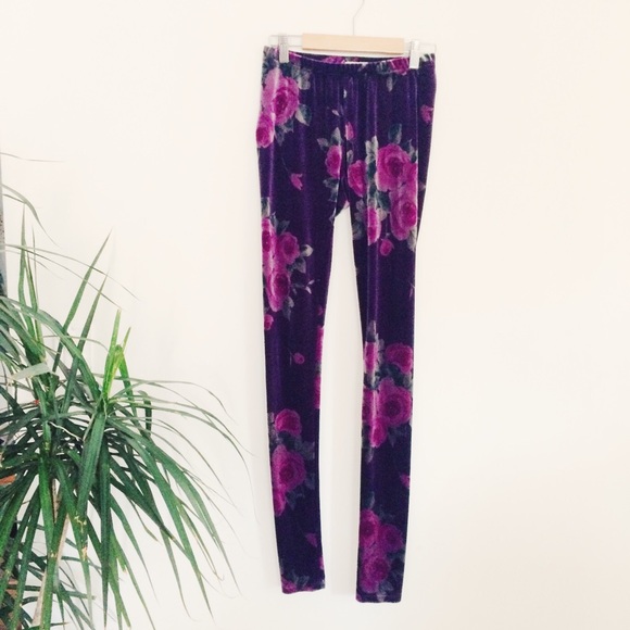 Lush Velvet dark purple Rose leggings