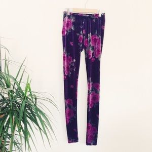 Lush Velvet dark purple Rose leggings