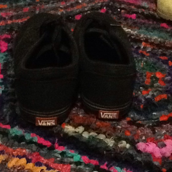 Cans for sale - Picture 1 of 3