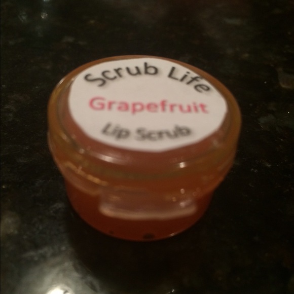 Grapefruit Lip Scrub