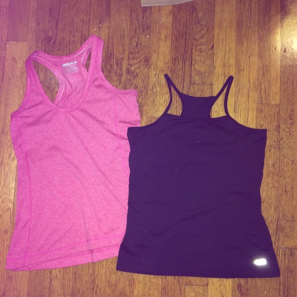 Sport tank bundle💪💕