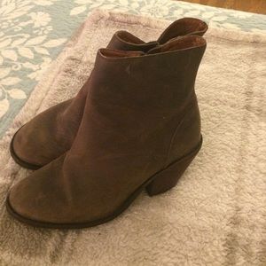 Ibiza boots only worn once