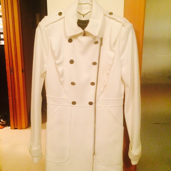 Off white long coat - Picture 2 of 4