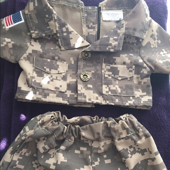 ❌❌SOLD❌❌Build a bear Army Uniform