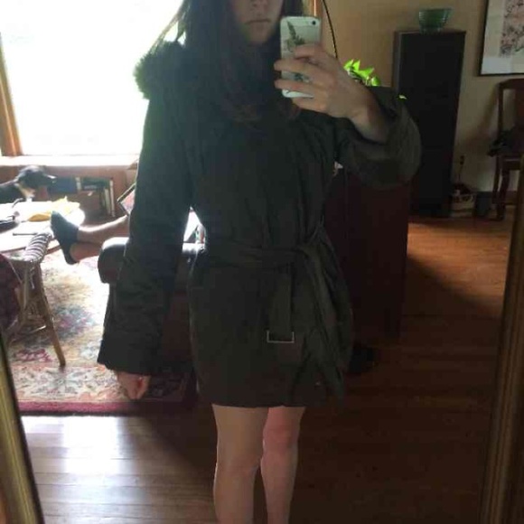 SOLD Cute olive brown parka! - Picture 4 of 4