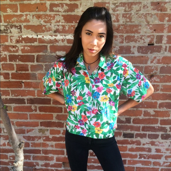 Floral/Hawaiian shirt