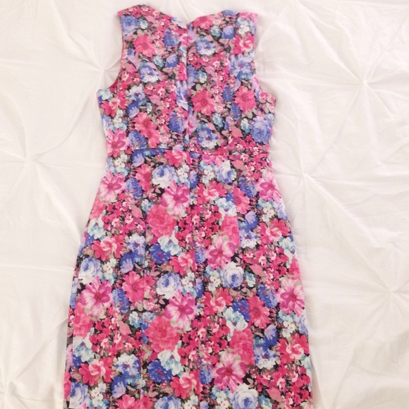 F21 Pink floral day sheath dress - Picture 4 of 4