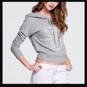 🔴FINAL PRICE 🔴Victoria's Secret sweater💜