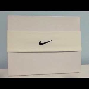 ✔️Nike Headband