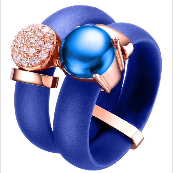 Alberto Moore CZ & Blue Cabochon Silicone Ring