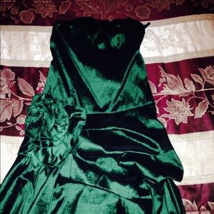 Dark Short Emerald Dress