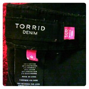 SOLD SOLD SOLD Black ripped jeggings