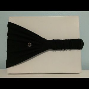 ♎️🍋Lululemon Headband🍋♎️