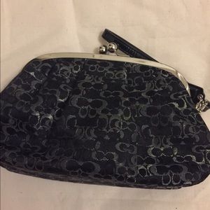 💯authentic Coach clutch