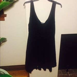 UO Sleeveless Black Dress