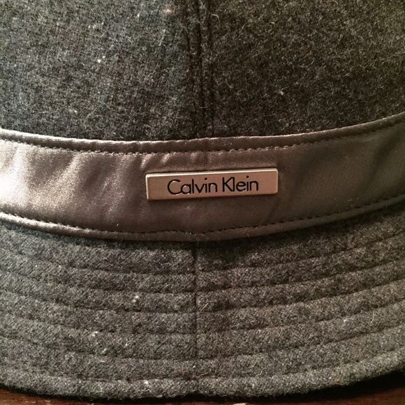 Calvin Klein Gray Hat - Picture 3 of 4
