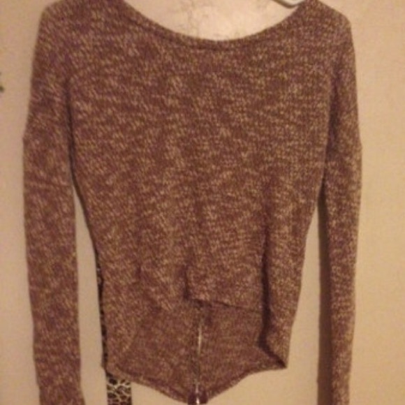 Sweater - Picture 2 of 2
