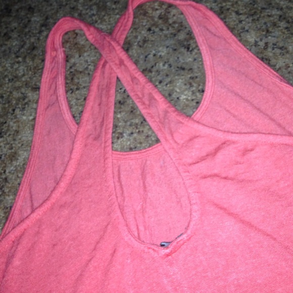 pink tank top - Picture 2 of 3