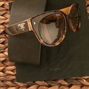 Prada Sunglasses SPR 17OS