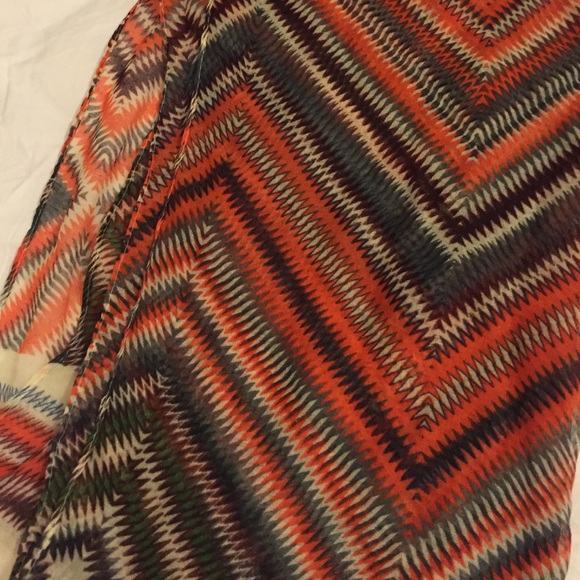 Patterned scarf