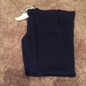 Navy leggings
