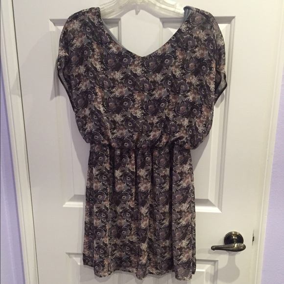 Patterned dress