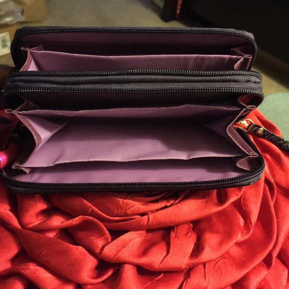Designer Wallet - Picture 2 of 2
