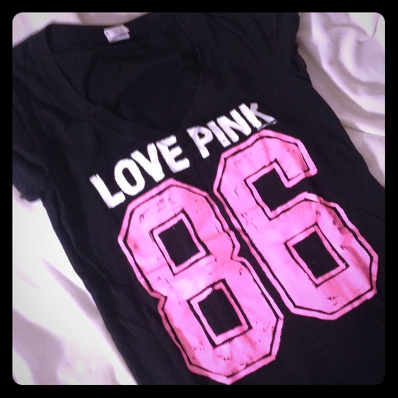 Sold-VS Pink V-Neck T Shirt - Picture 1 of 1
