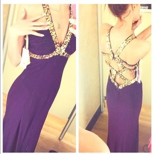 💜✨ Beautiful Sequined Strap Prom Dress ✨💜