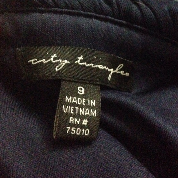 Navy blue prom dress - Picture 2 of 2