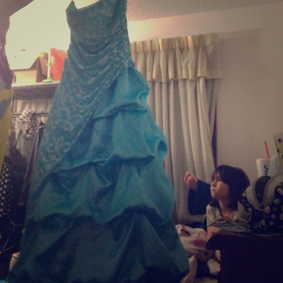 Blue ball gown prom dress - Picture 1 of 2