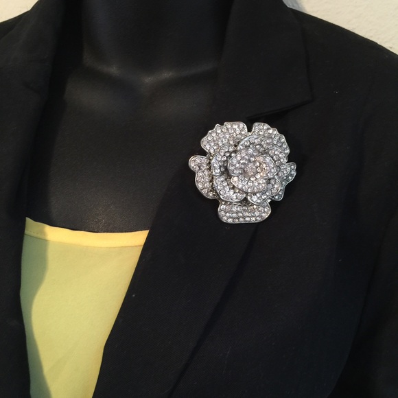 Rhinestone Brooch - Picture 3 of 4