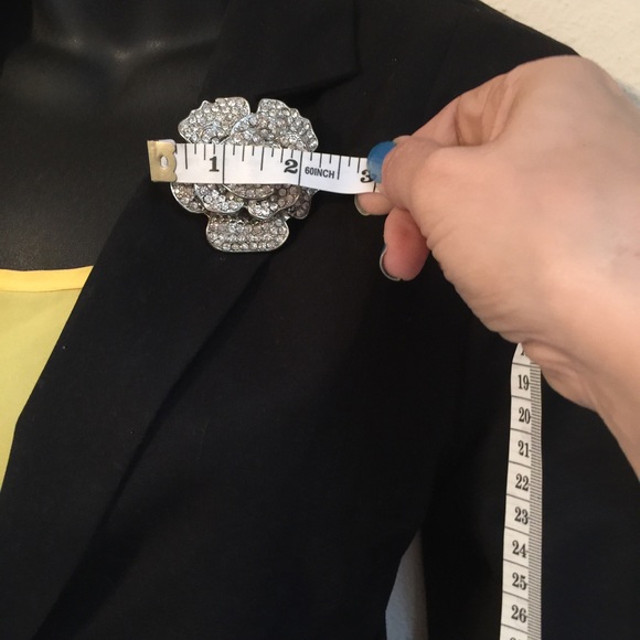 Rhinestone Brooch - Picture 4 of 4