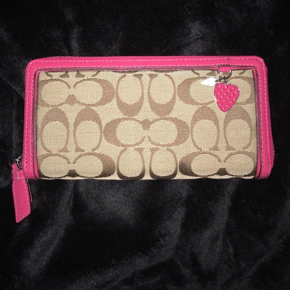 Coach wallet