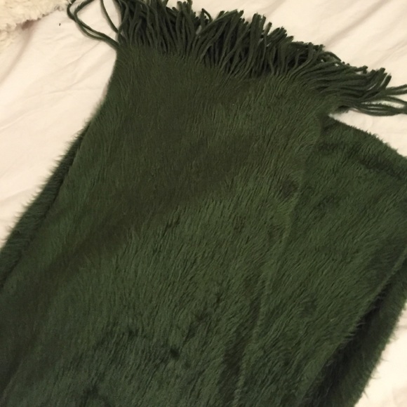 Green scarf