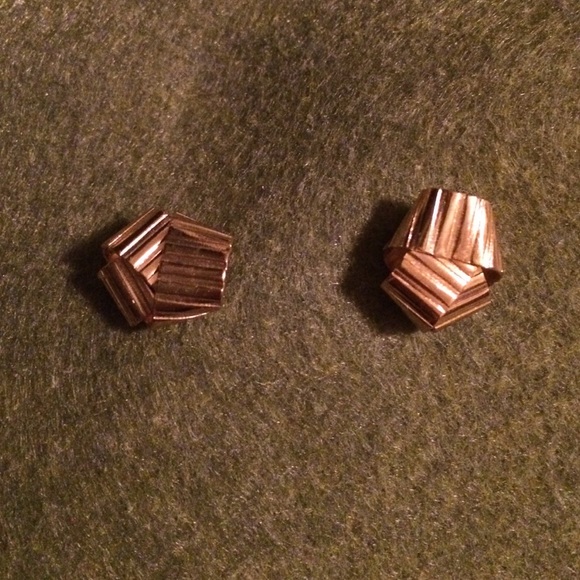 Kate spade gold knot earrings