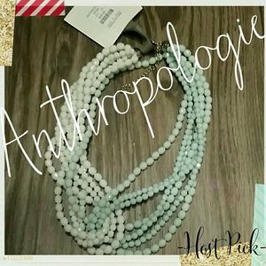 HP Anthropolgie green and white beaded necklace
