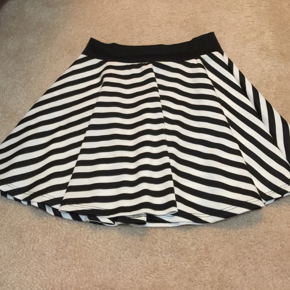 Bundle Skirts for Sale